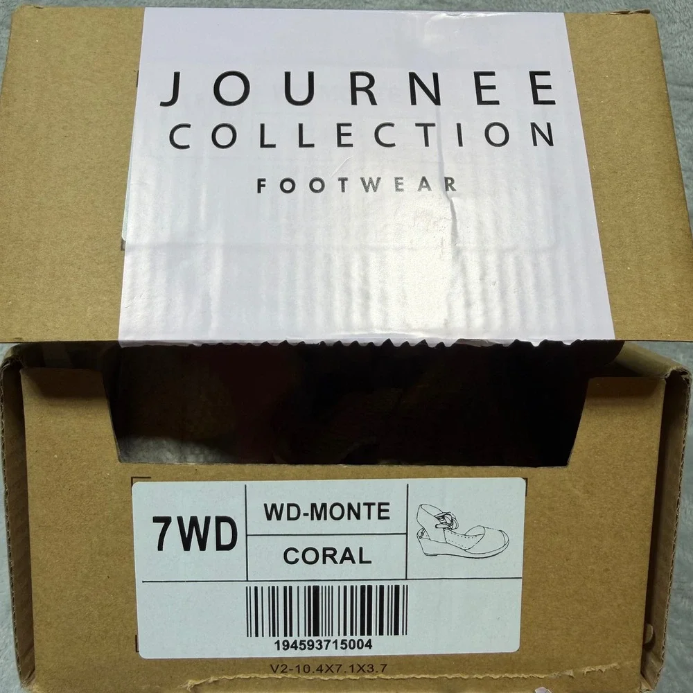 Journee Collection Coral Pink Canvas Espadrille Wedge Lace Up Sandals 7WD